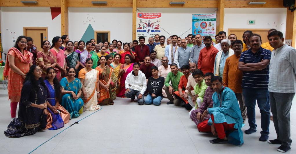 europes-first-ever-satavadhanam-by-sri-vaddiparthi-padmakar-7.jpg