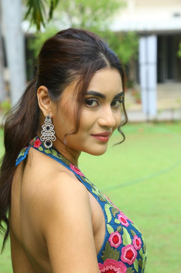 garima-chouhan-stills-10.jpg