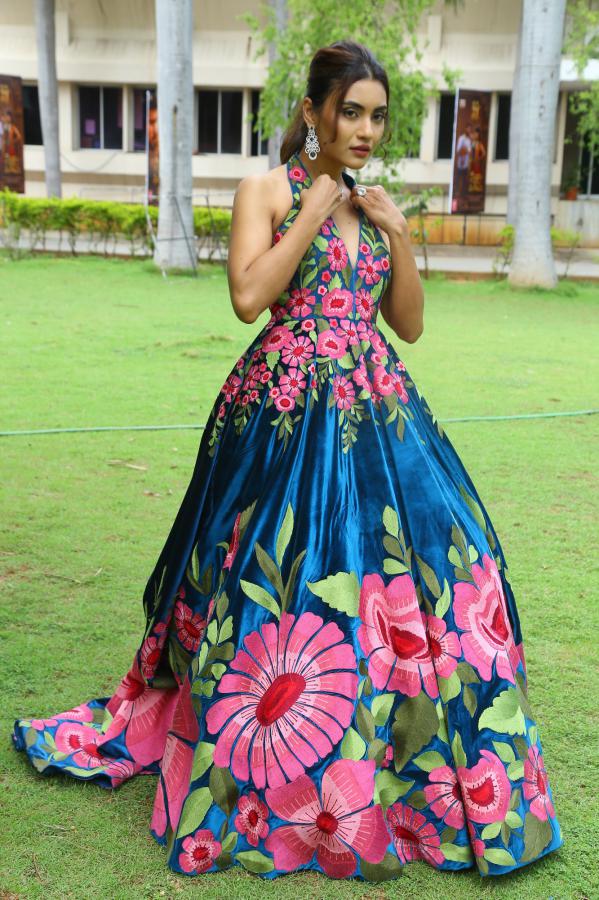 garima-chouhan-stills-13.jpg