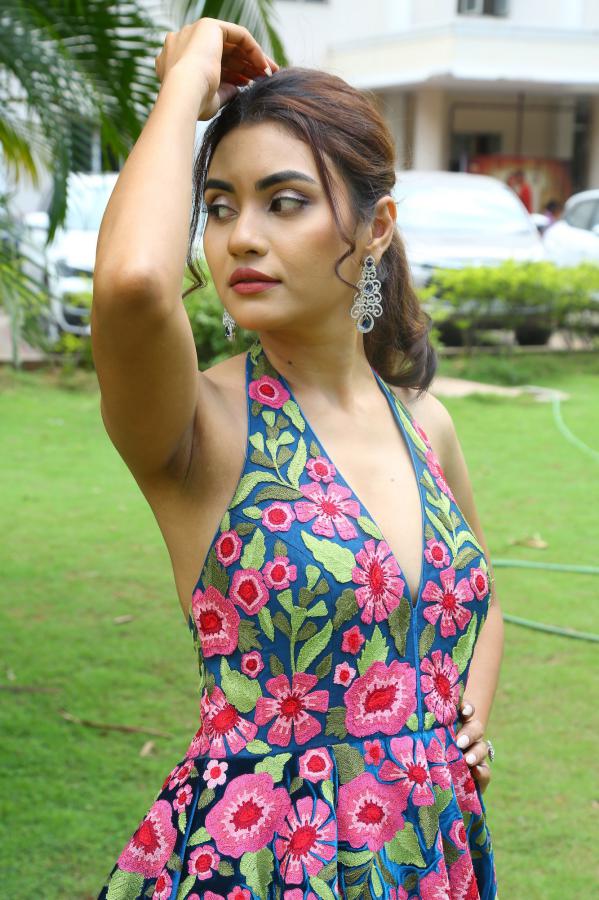garima-chouhan-stills-20.jpg