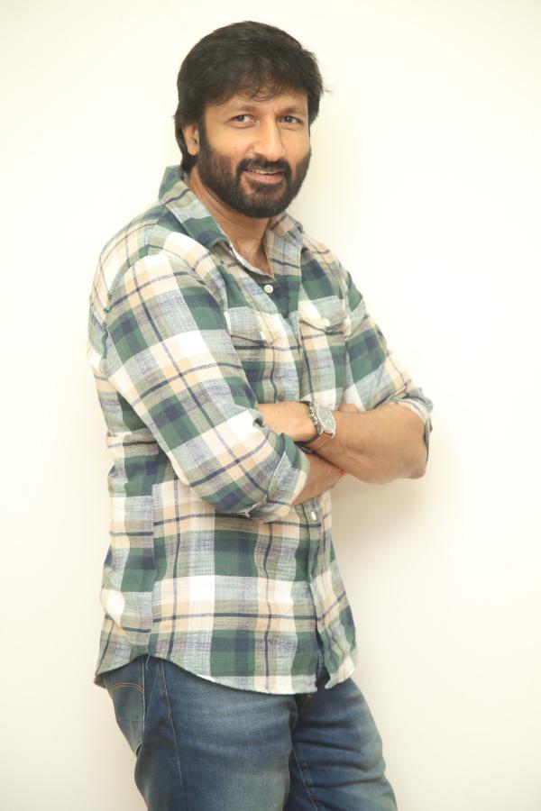 gopichand-stills-5-15.jpg