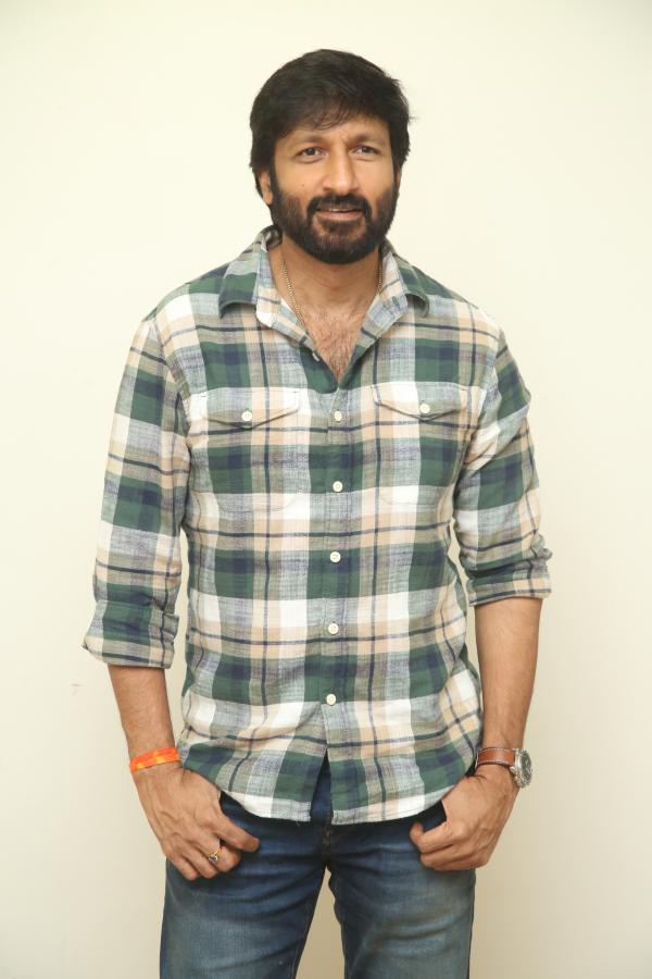 gopichand-stills-5-19.jpg