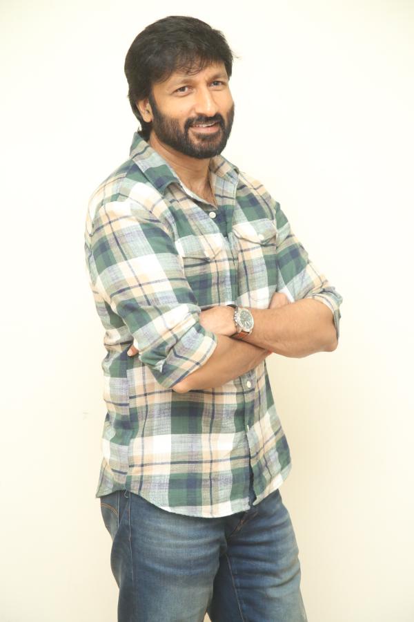 gopichand-stills-5-23.jpg