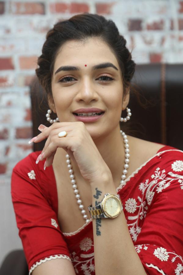 haasini-sudeer-stills-16.jpg