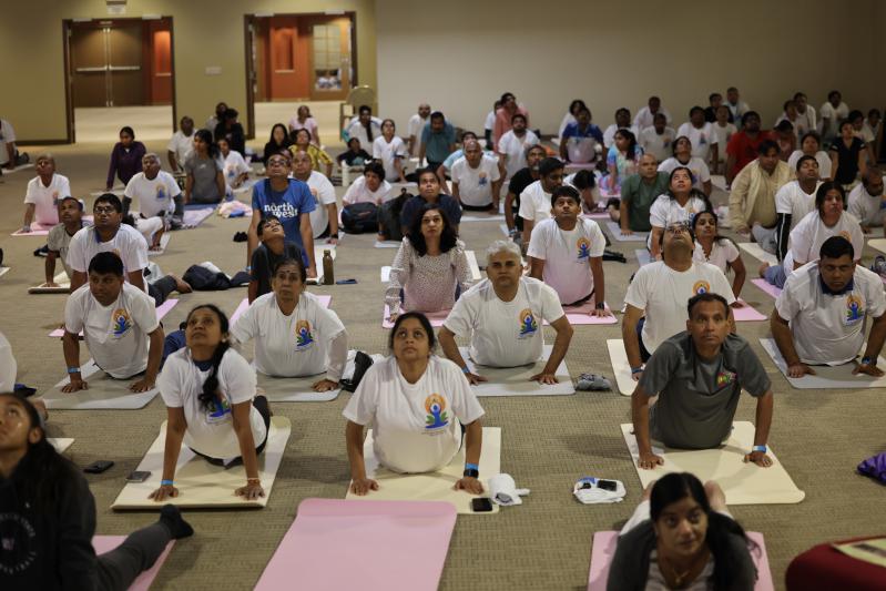 indian-consulate-san-francisco-celebration-yoga-in-fremont-19.jpg