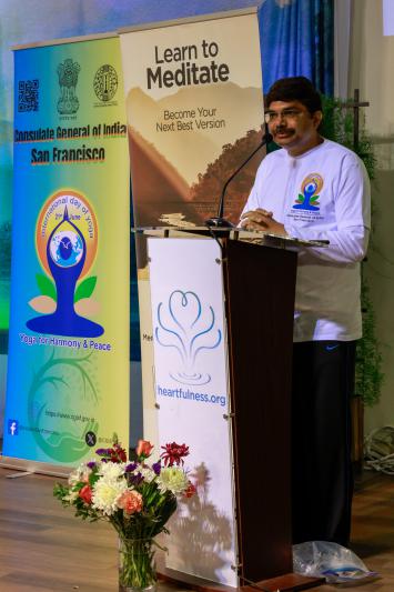indian-consulate-san-francisco-celebration-yoga-in-fremont-4.jpg