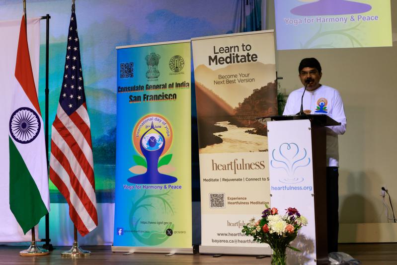 indian-consulate-san-francisco-celebration-yoga-in-fremont-5.jpg