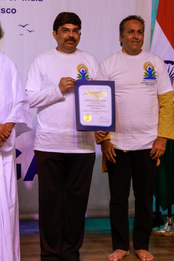 indian-consulate-san-francisco-celebration-yoga-in-fremont-6.jpg