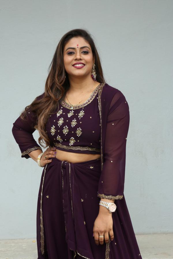 iniya-stills-12.jpg