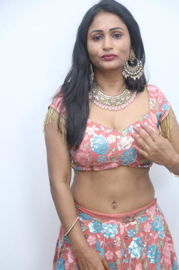 jo-sharma-stills-20.jpg