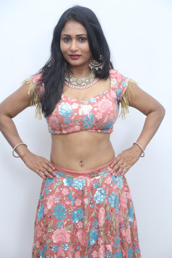 jo-sharma-stills-23.jpg