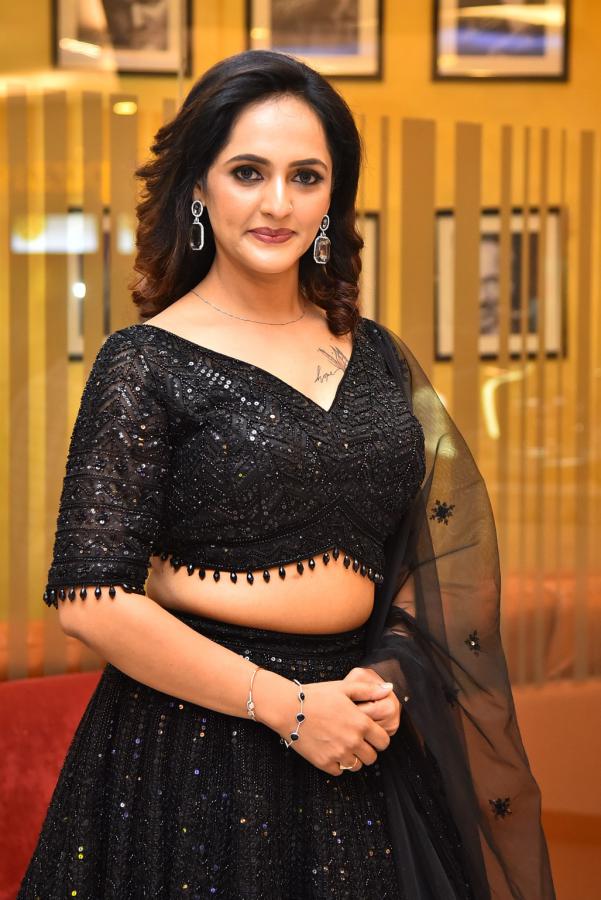 jyothi-rai-poorvaj-stills-18.jpg