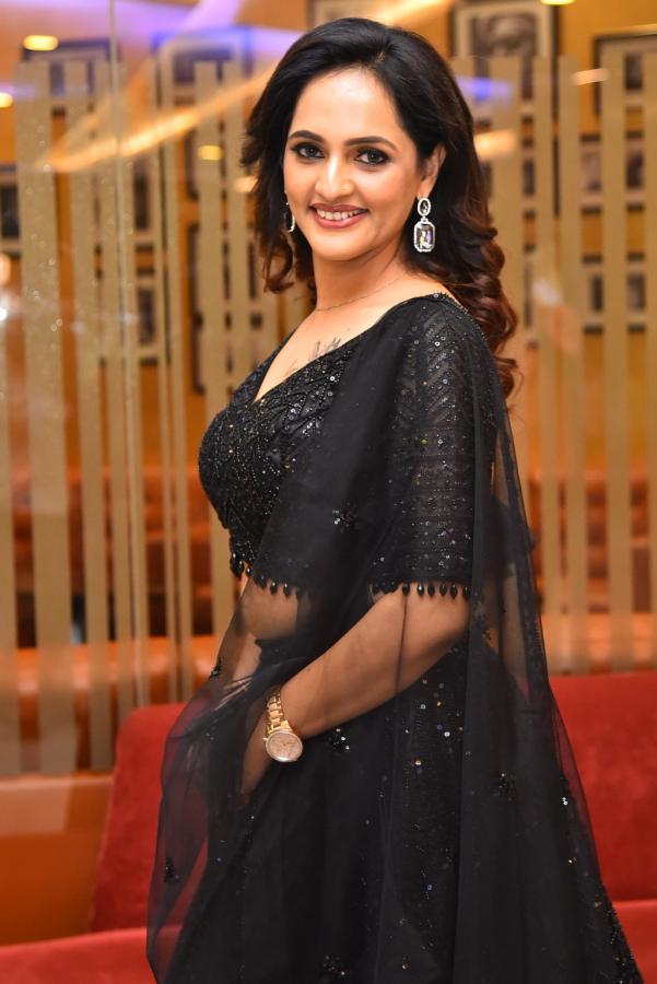 jyothi-rai-poorvaj-stills-19.jpg