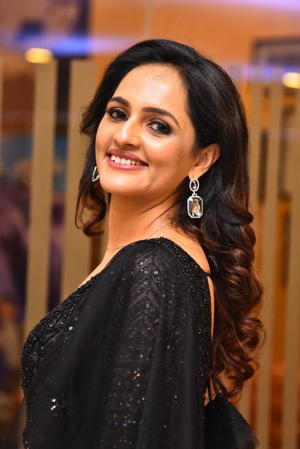jyothi-rai-poorvaj-stills-5.jpg