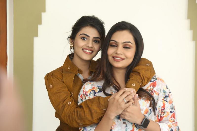 ka-heroins-press-meet-13.jpg