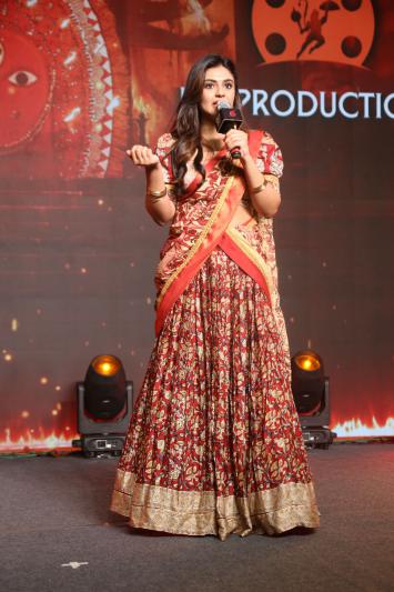 ka-movie-pre-release-21.jpg
