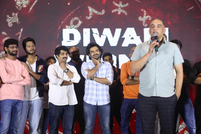 ka-movie-success-celebrations-17.jpg