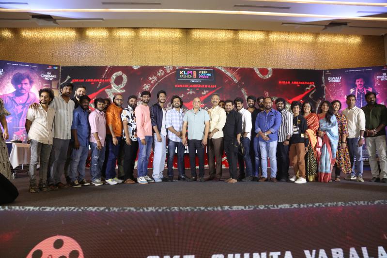 ka-movie-success-celebrations-4.jpg