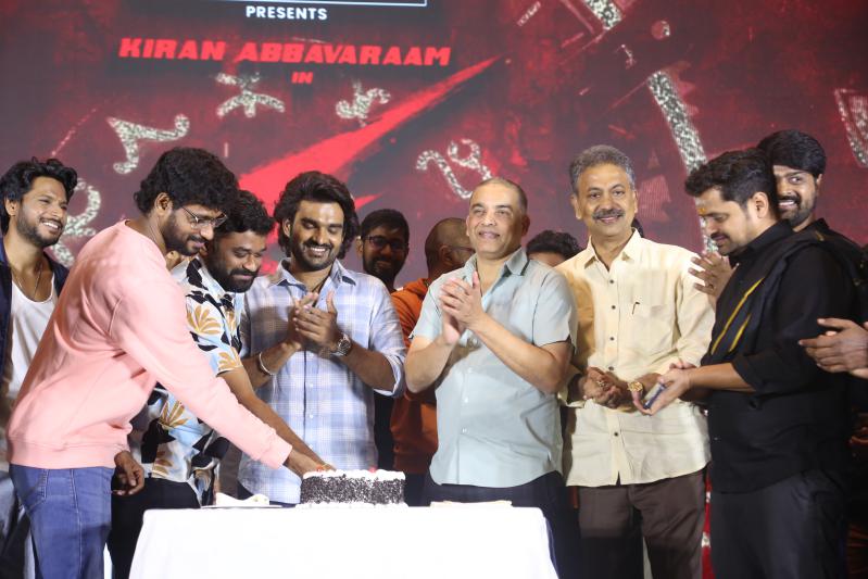 ka-movie-success-celebrations-8.jpg