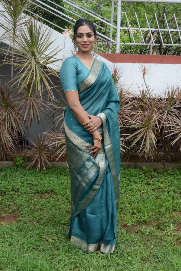kamakshi-bhaskarla-stills-5-13.jpg