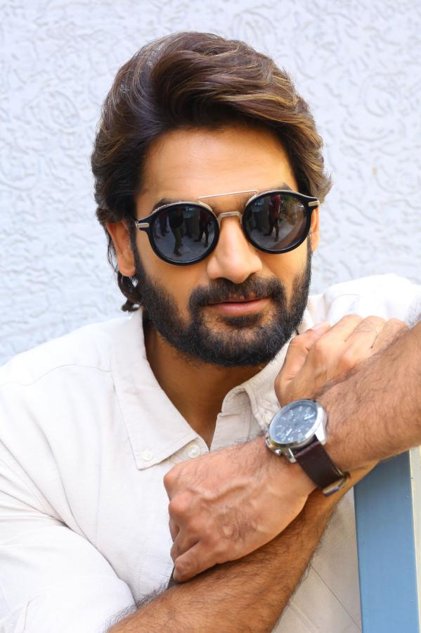 kartikeya-gummakonda-interview-14.jpg
