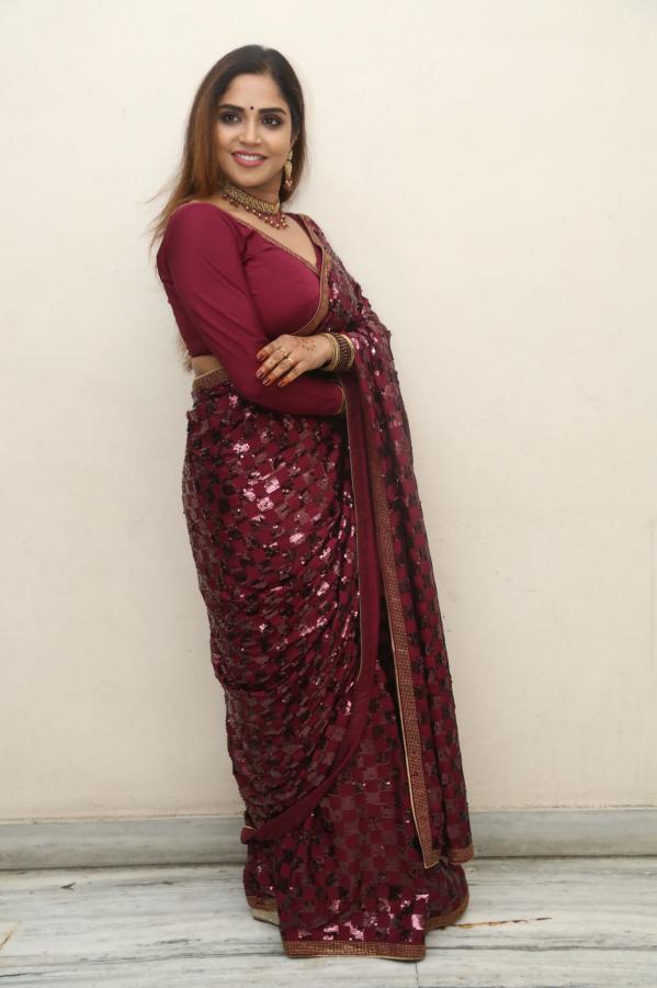 karunya-chowdary-stills-2-11.jpg