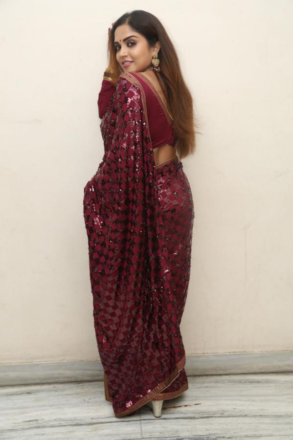 karunya-chowdary-stills-2-6.jpg