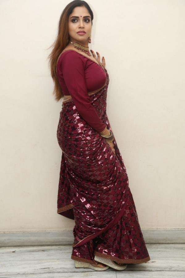 karunya-chowdary-stills-2-8.jpg