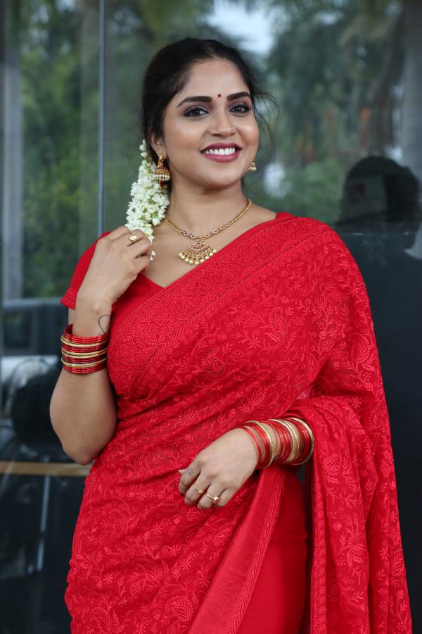 karunya-chowdary-stills-4-17.jpg