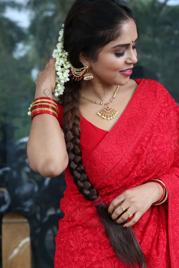karunya-chowdary-stills-4-7.jpg
