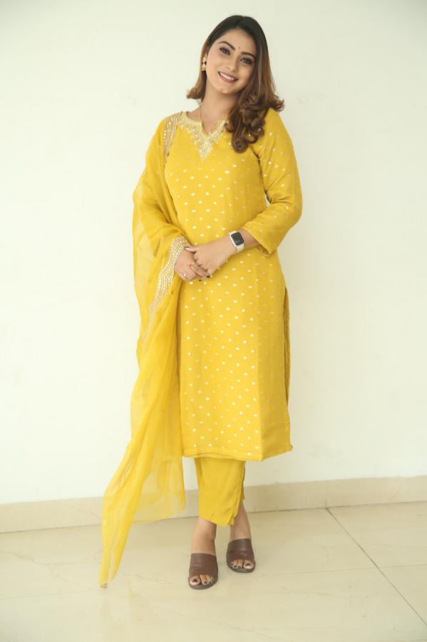 kashvi-stills-15.jpg