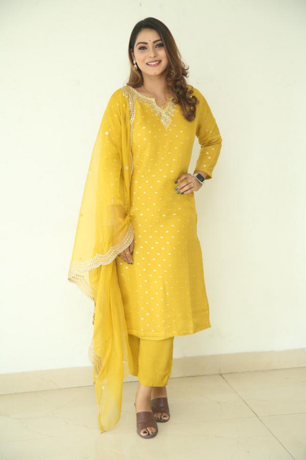 kashvi-stills-17.jpg