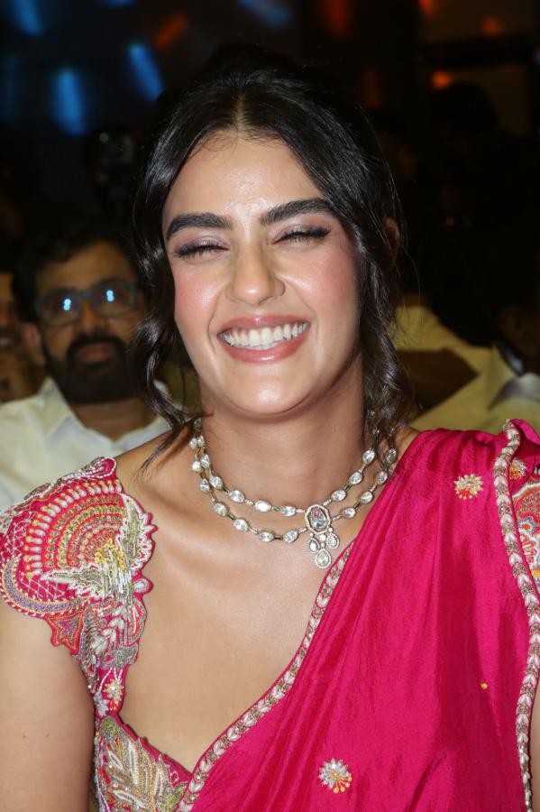 kavya-taper-stills-2-13.jpg