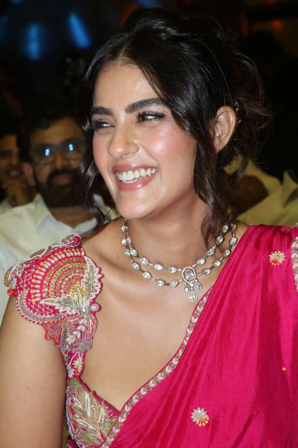 kavya-taper-stills-2-14.jpg