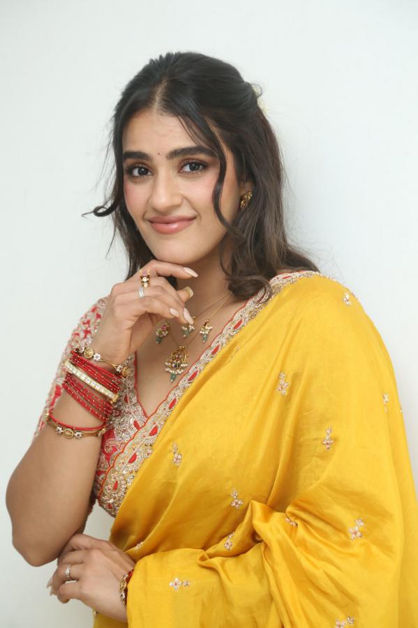 kavya-taper-stills-24.jpg