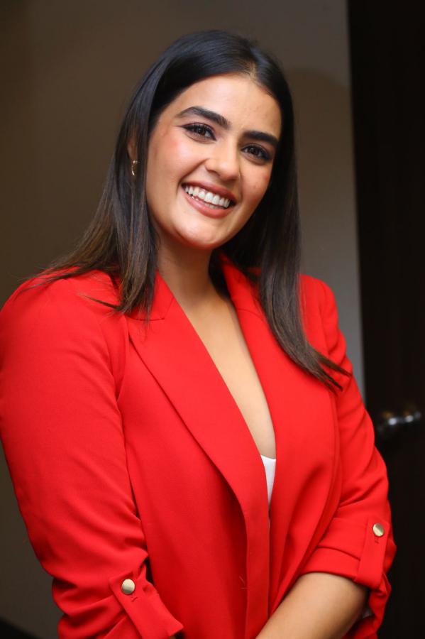 kavya-thappar-interview-23.jpg
