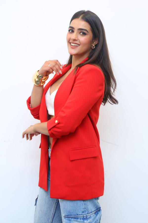 kavya-thappar-interview-7.jpg