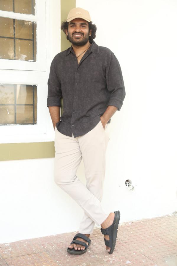 kiran-abbavaram-stills-6-13.jpg