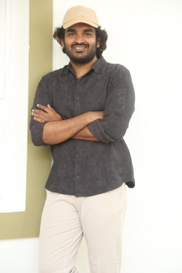 kiran-abbavaram-stills-6-15.jpg