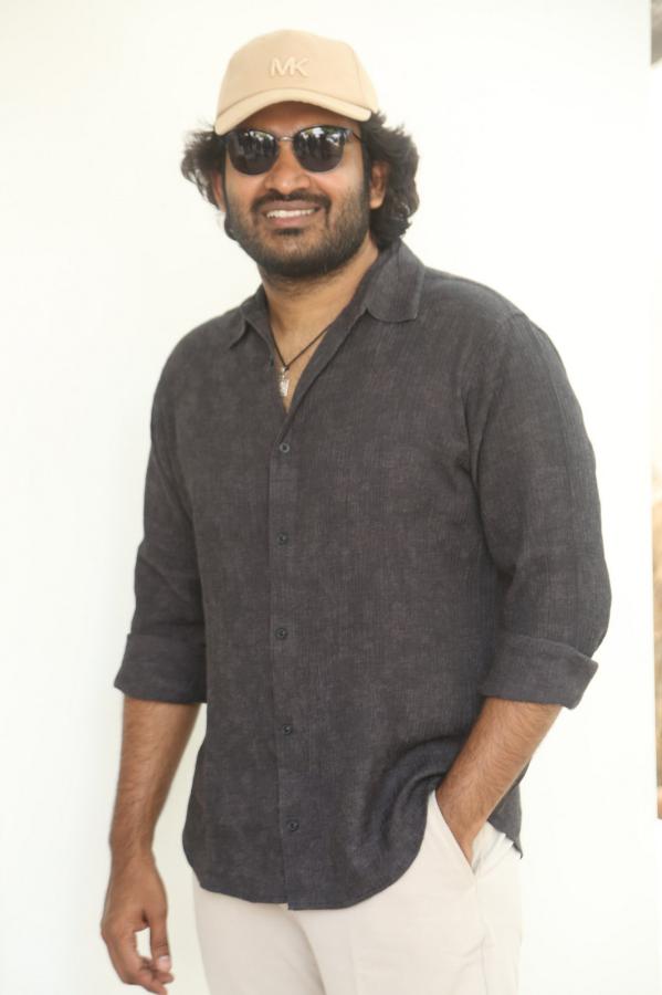 kiran-abbavaram-stills-6-18.jpg