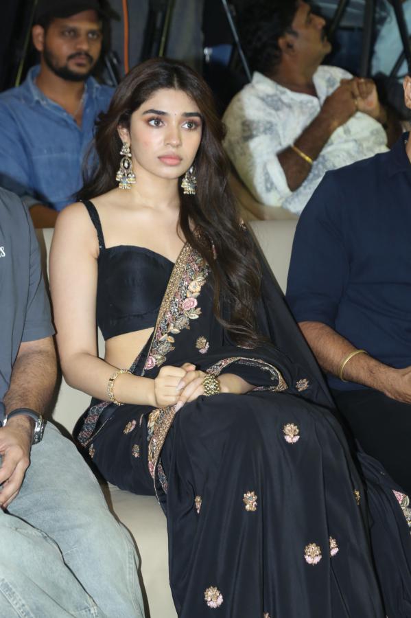 kriti-shetty-stills-9-16.jpg