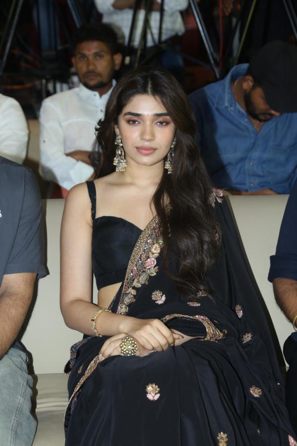 kriti-shetty-stills-9-19.jpg