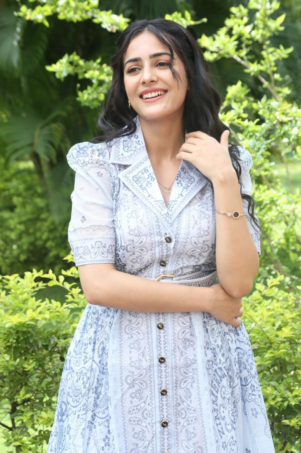 kushbu-chowdary-stills-8.jpg