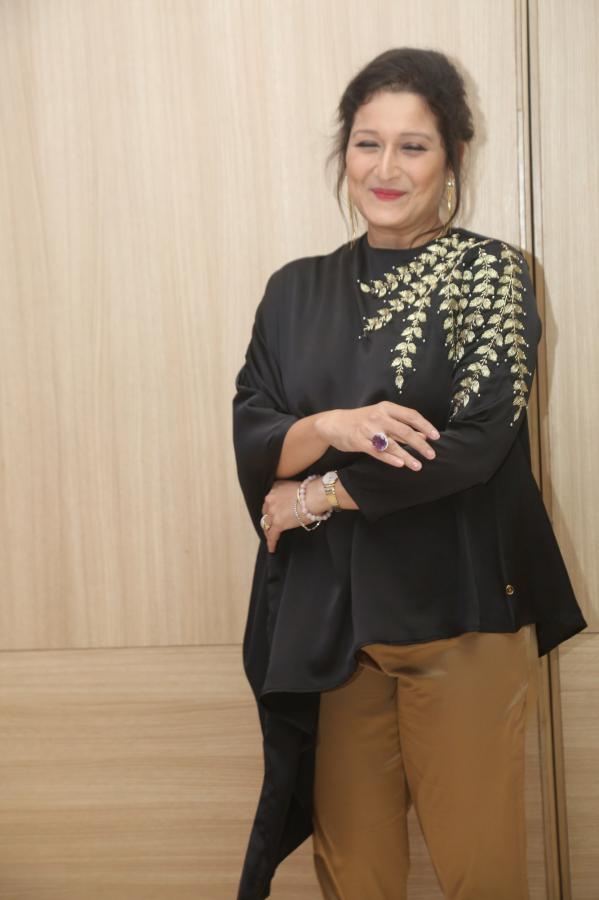 laila-stills-10.jpg
