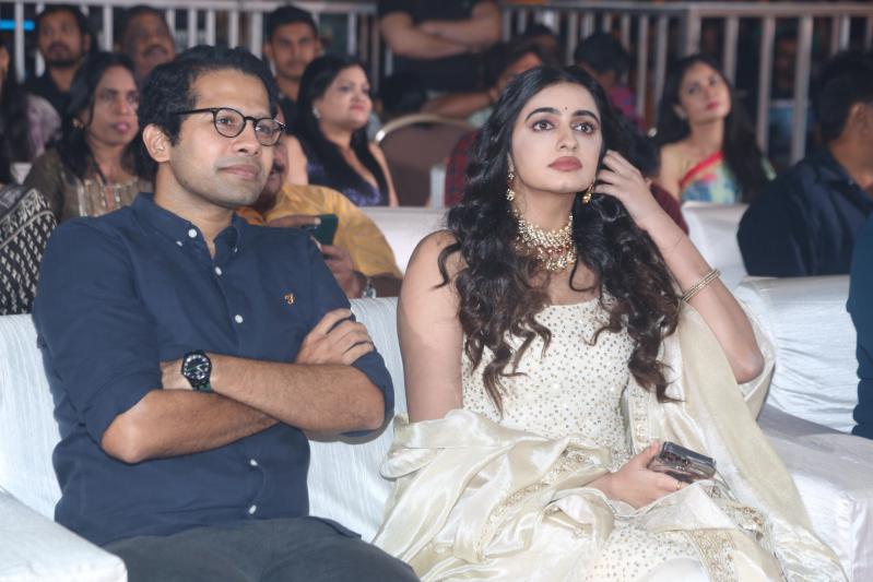 lucky-bhasker-movie-pre-release-13.jpg