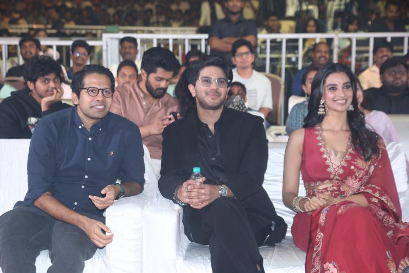 lucky-bhasker-movie-pre-release-3.jpg