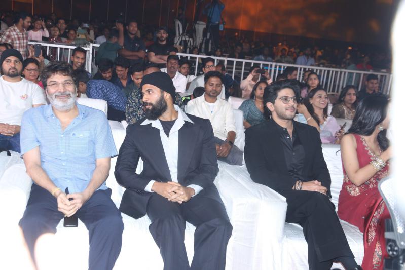 lucky-bhasker-movie-pre-release-7.jpg