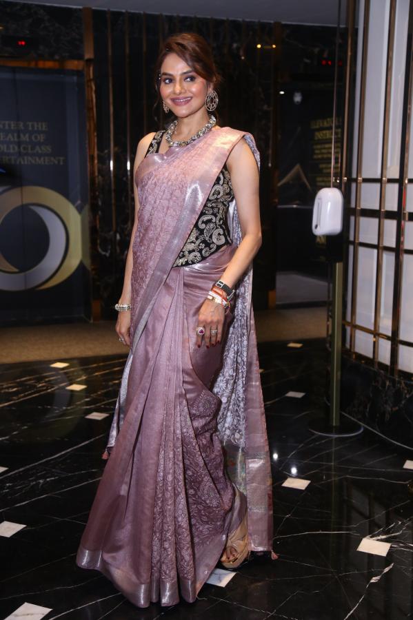 madhubala-stills-2-11.jpg