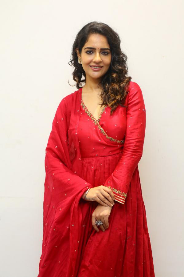 malvi-malhotra-stills-4-7.jpg