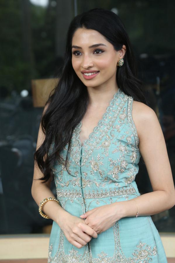 manisha-kandkur-stills-13.jpg